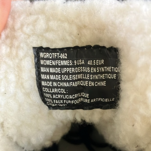 NWT Lugz Women's Grotto Fleece Slip Resistant Fashion Boots in Dark Grey - Picture 10 of 12